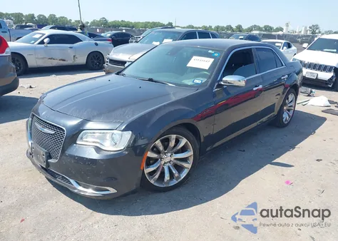 2018 Chrysler 300 Limited из США, поврежденный, VIN 2C3CCAEG6JH261960